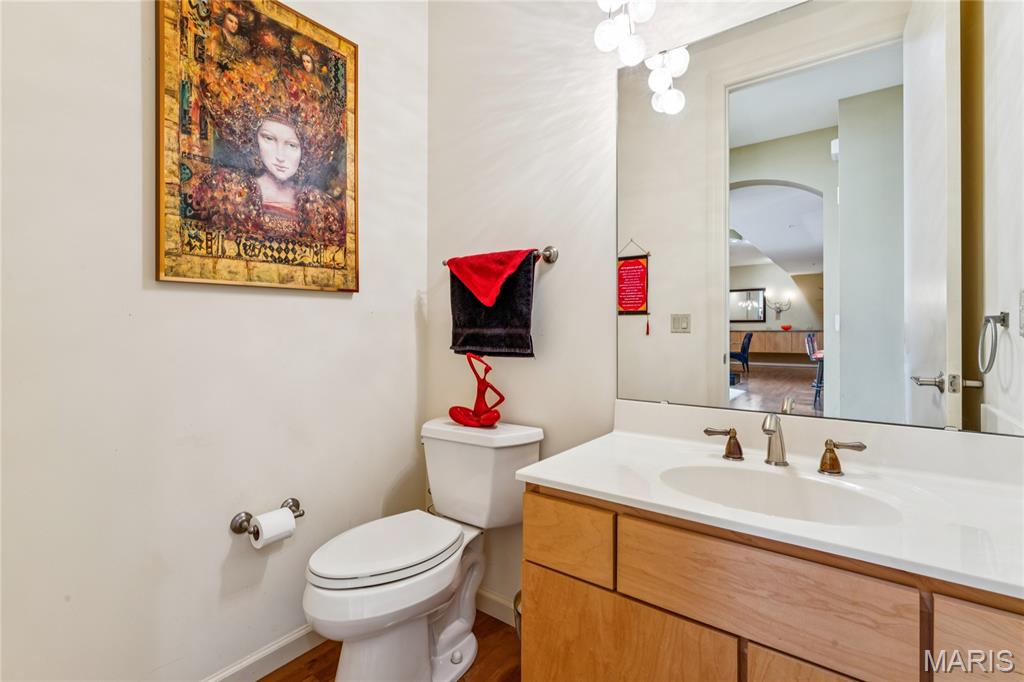 400 S 14th Street Unit: 910