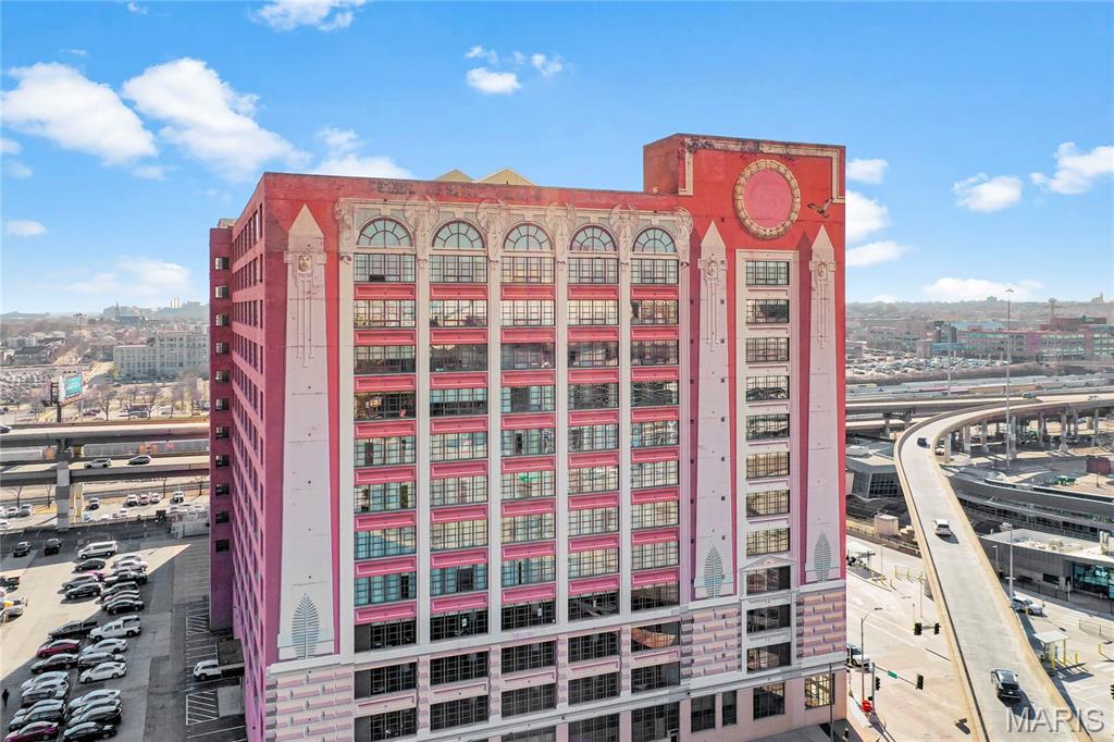 400 S 14th Street Unit: 910