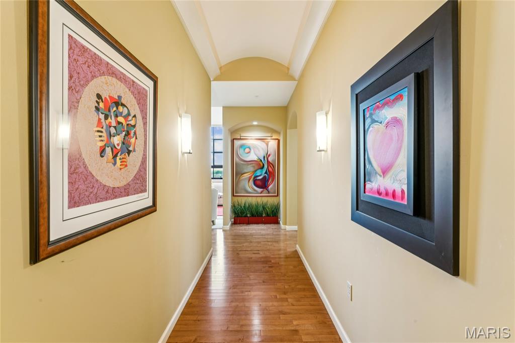 400 S 14th Street Unit: 910