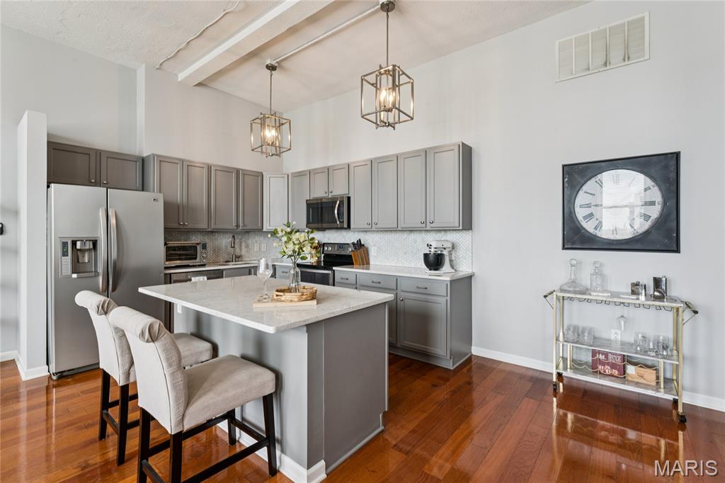 1501 Locust Street Unit: 609