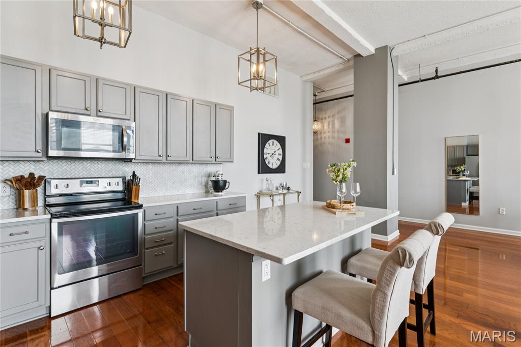 1501 Locust Street Unit: 609