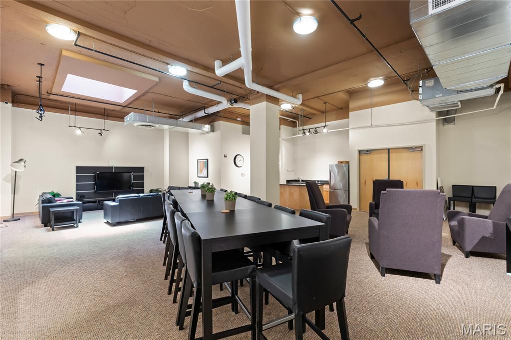 1501 Locust Street Unit: 609
