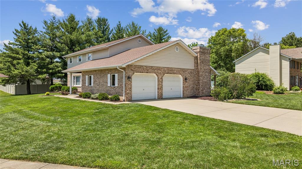 945 Ivy Court