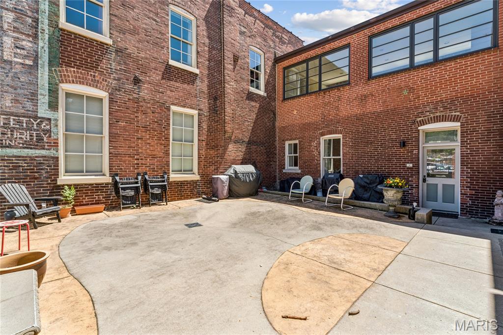 2900 Indiana Avenue Unit: 3