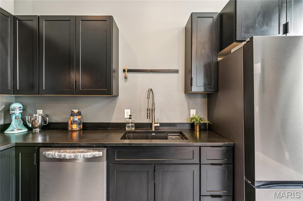 2900 Indiana Avenue Unit: 3