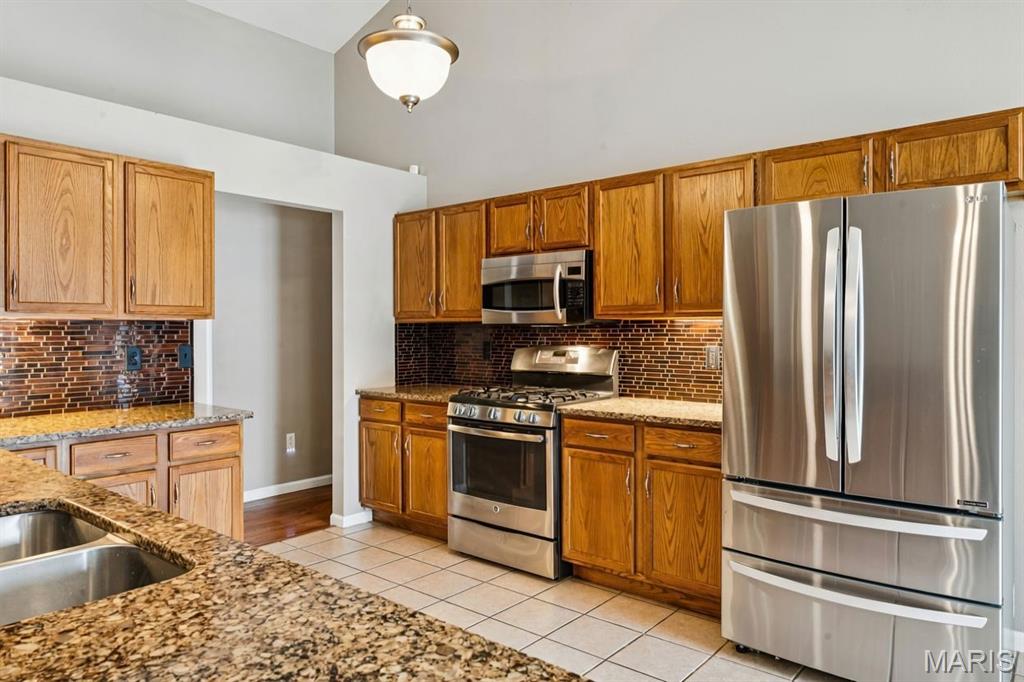 964 Prairie Crossing