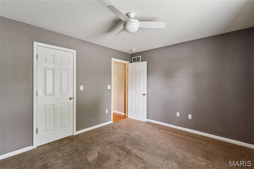 964 Prairie Crossing