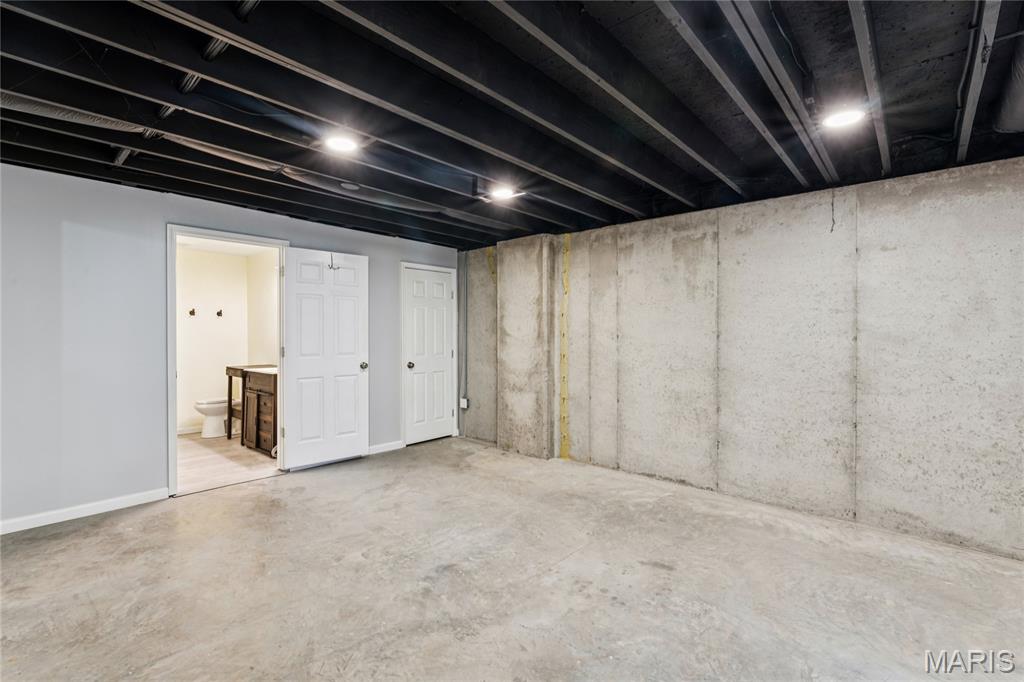 964 Prairie Crossing