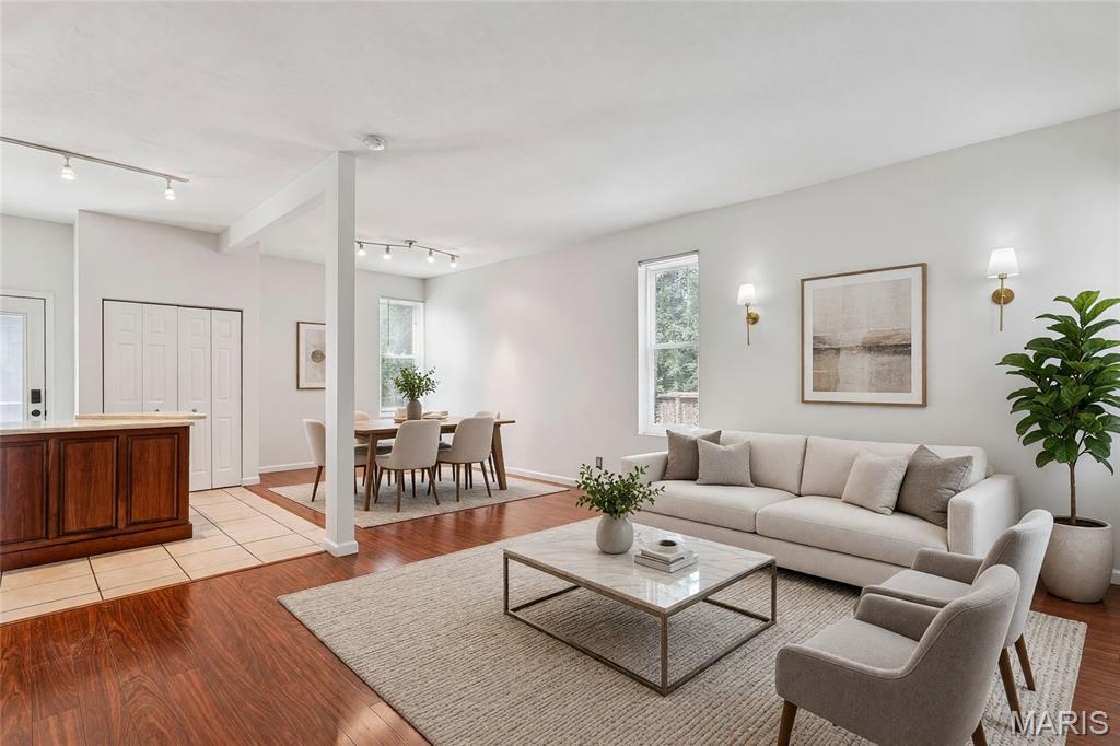 4324 W Pine Boulevard Unit: A