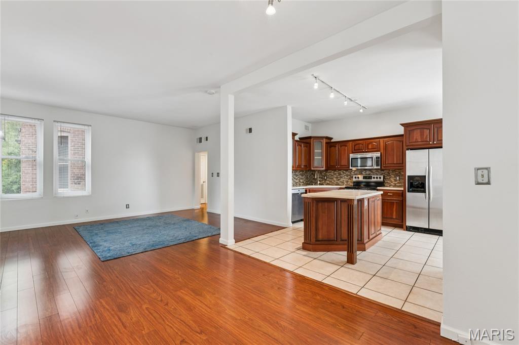 4324 W Pine Boulevard Unit: A