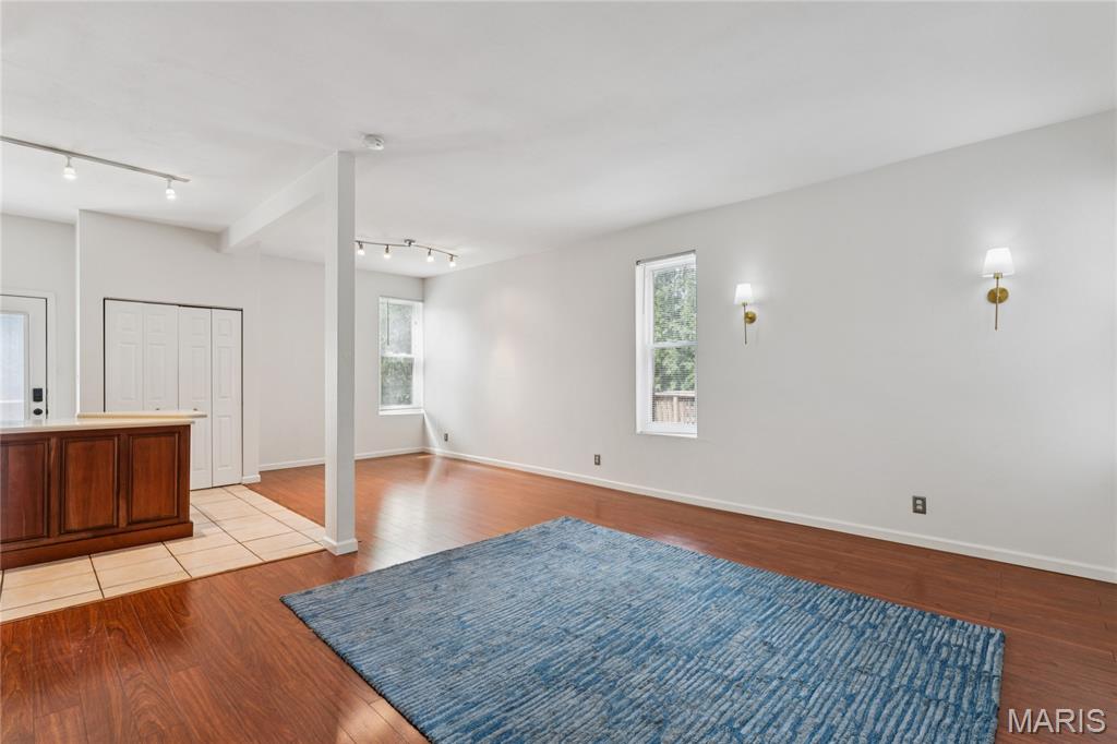 4324 W Pine Boulevard Unit: A