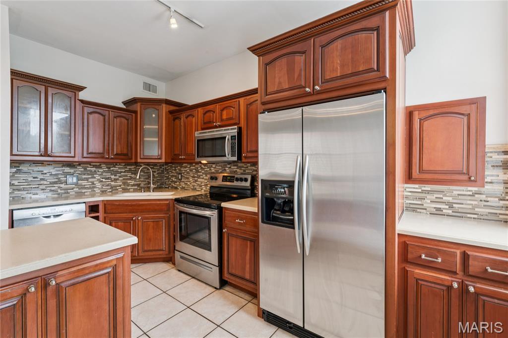 4324 W Pine Boulevard Unit: A
