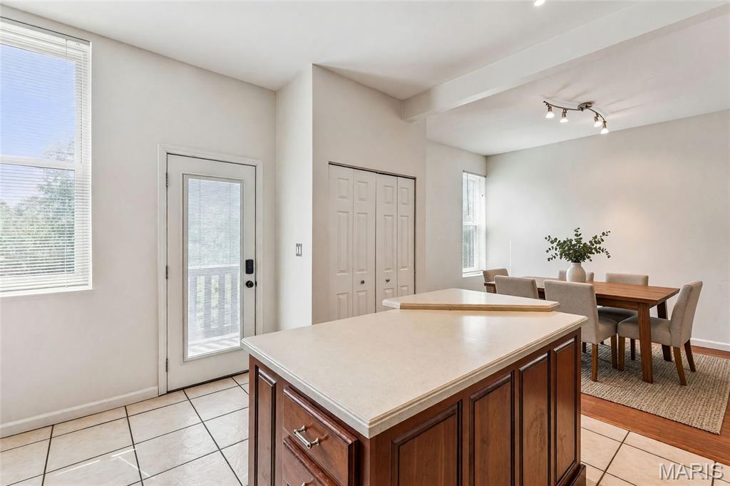 4324 W Pine Boulevard Unit: A