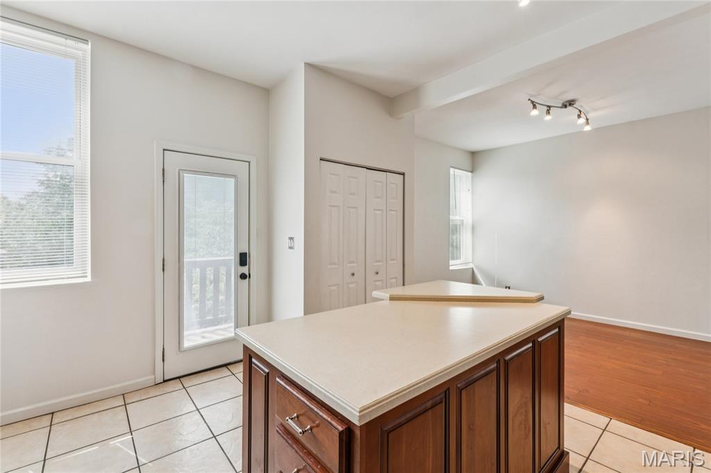 4324 W Pine Boulevard Unit: A