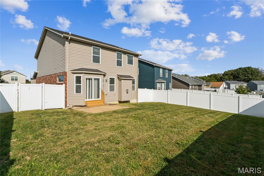 2502 London Lane