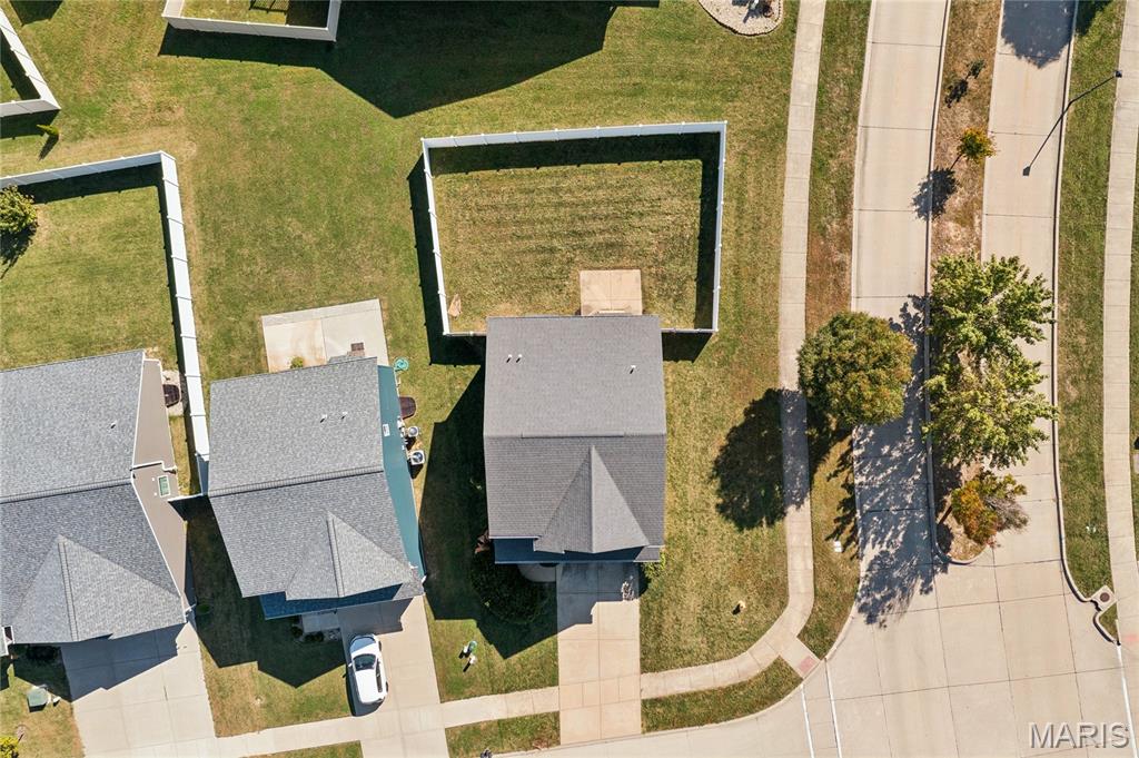 2502 London Lane
