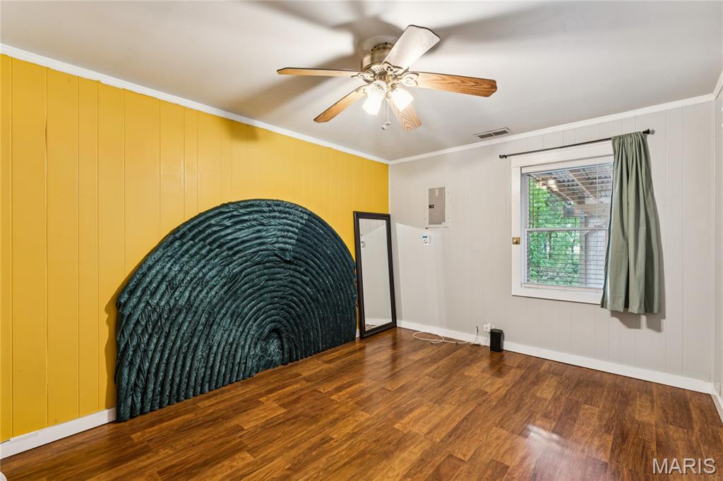 2639 Highway 100