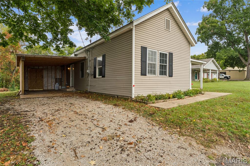 2639 Highway 100