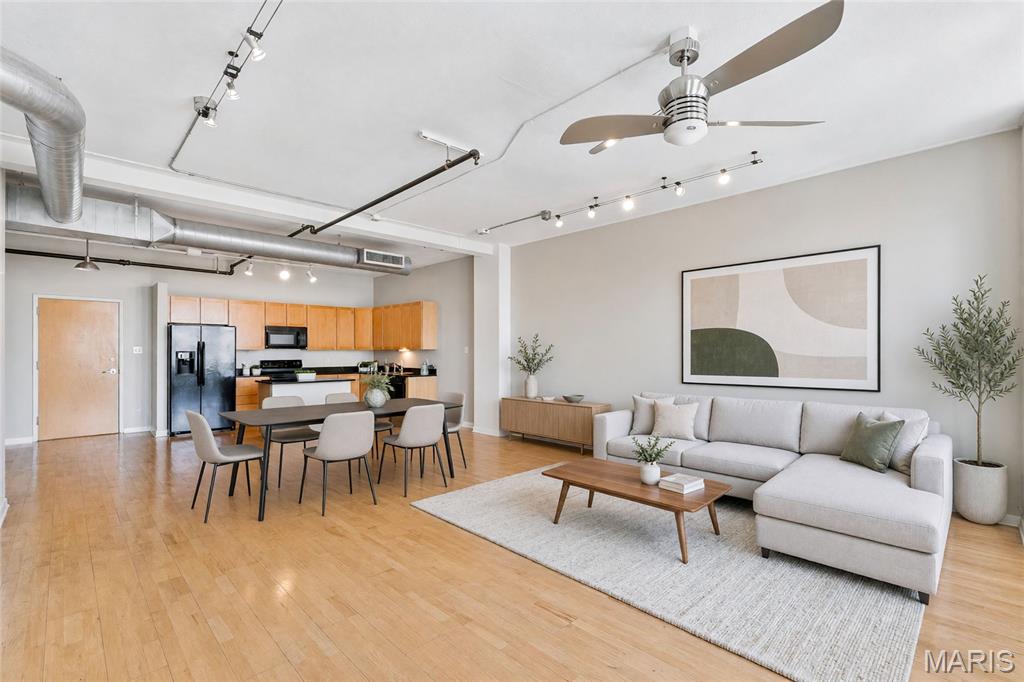 1501 Locust Unit: 905