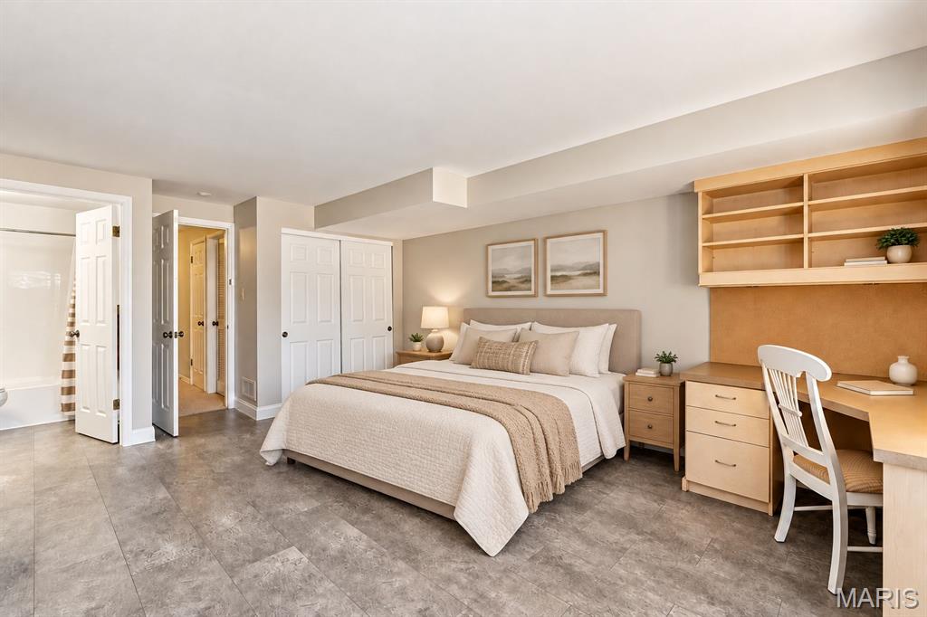 1717 Highview Circle Court