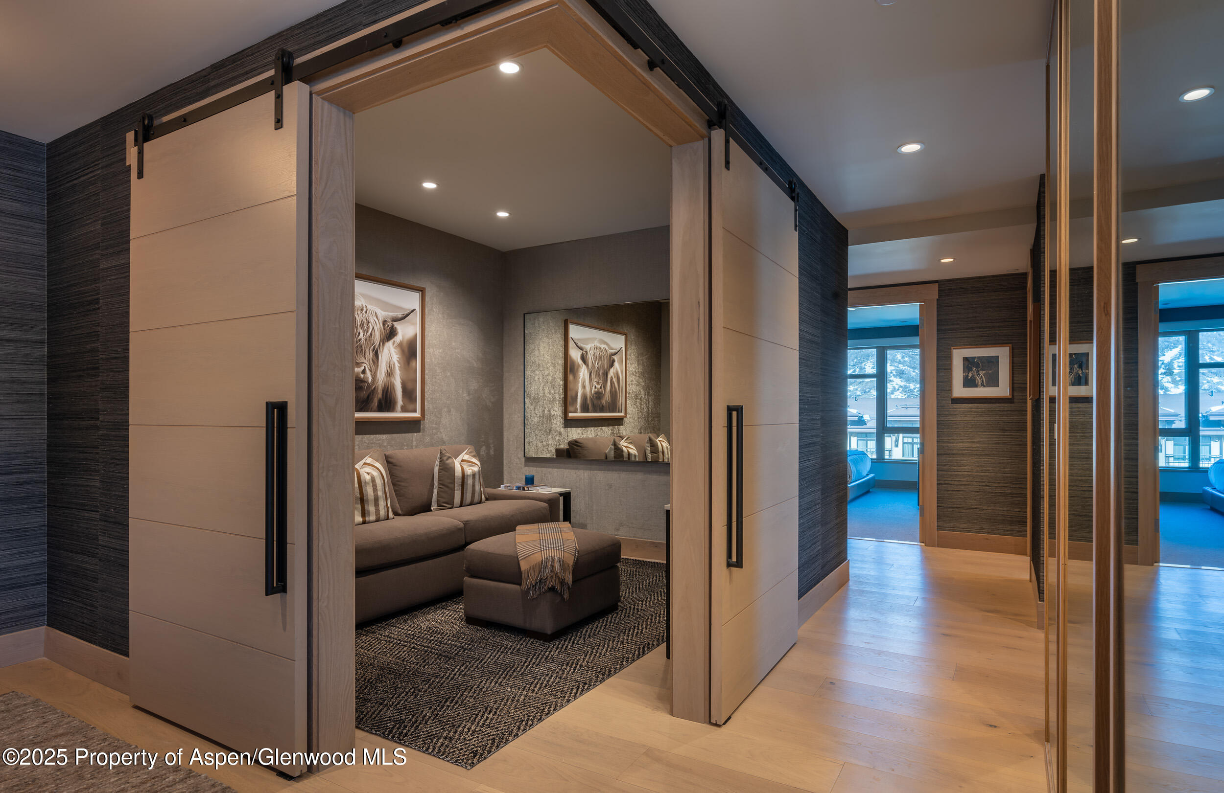 130 Wood Road, 651