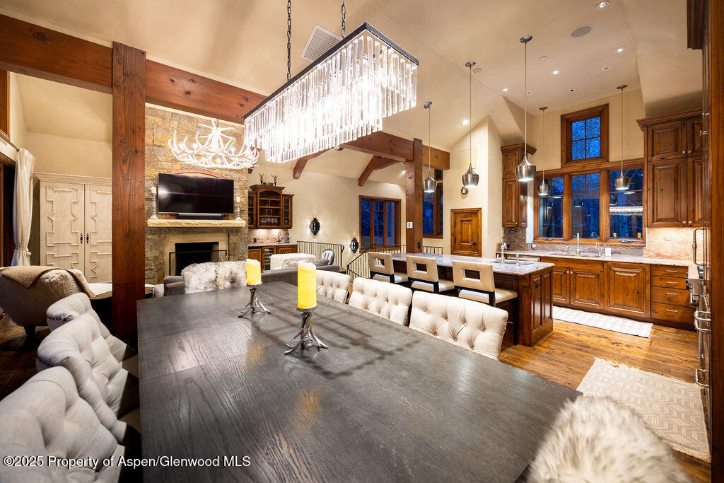 1395 Snowbunny Ln