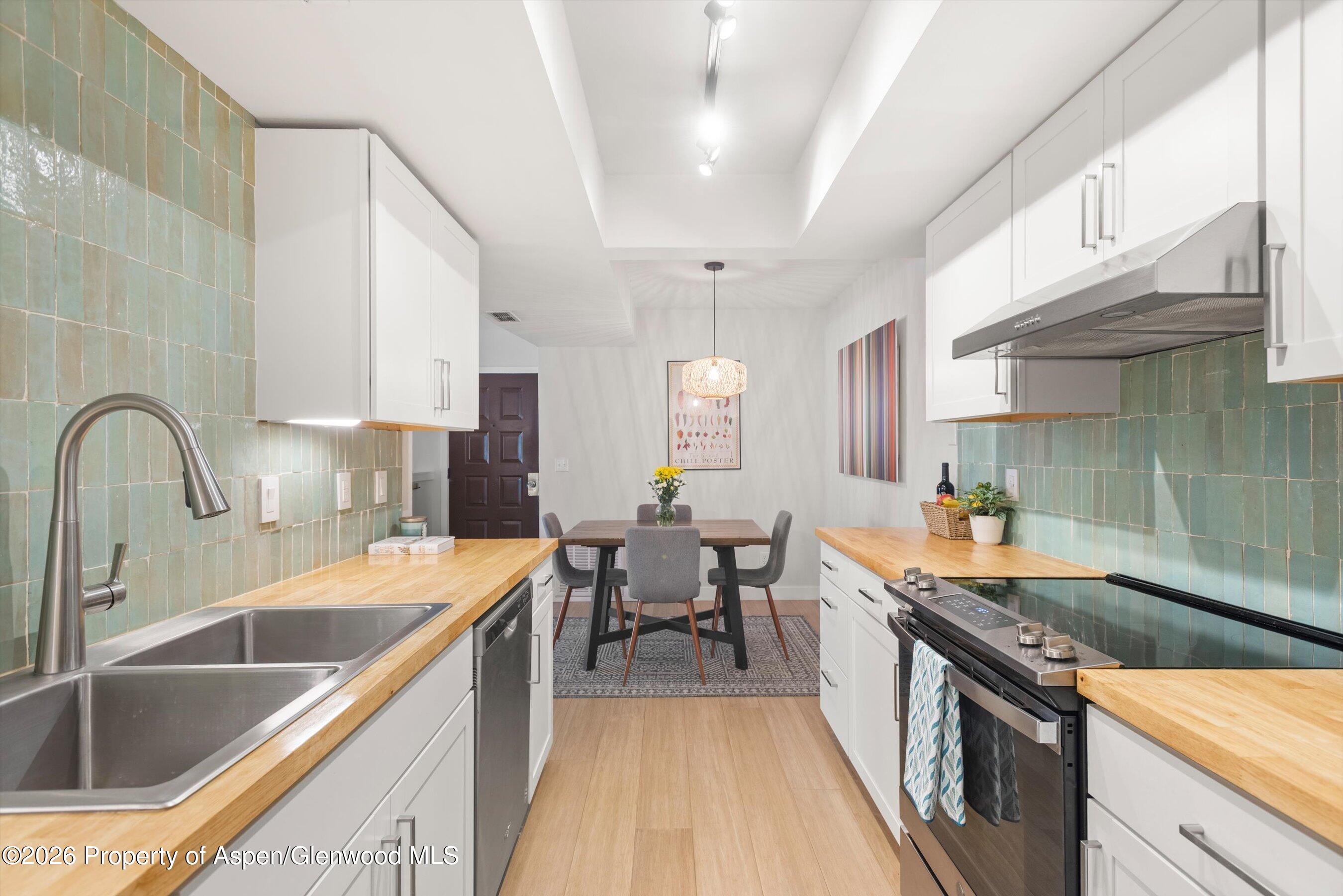 86 Roaring Fork Avenue A-2