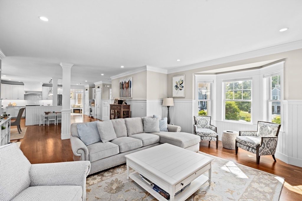 5 Summit Dr
