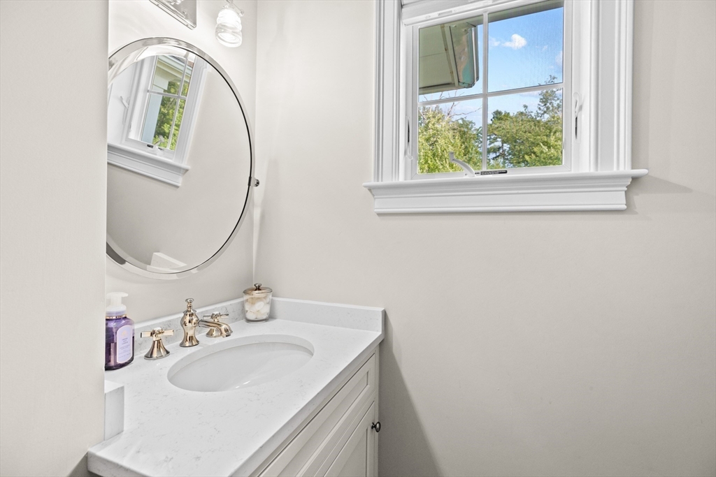 5 Summit Dr