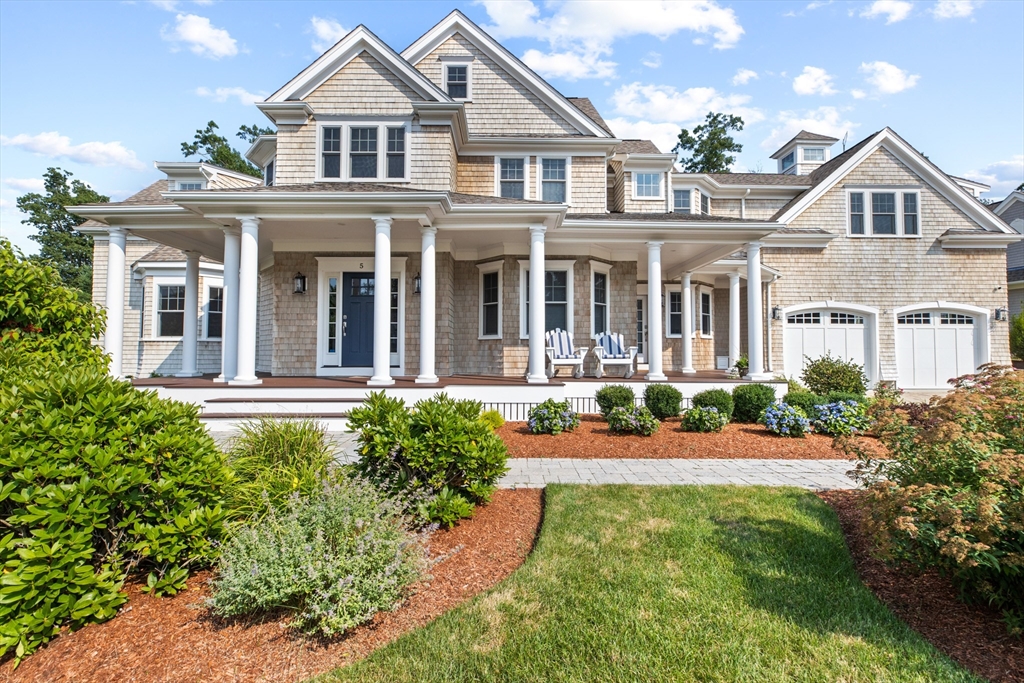 5 Summit Dr