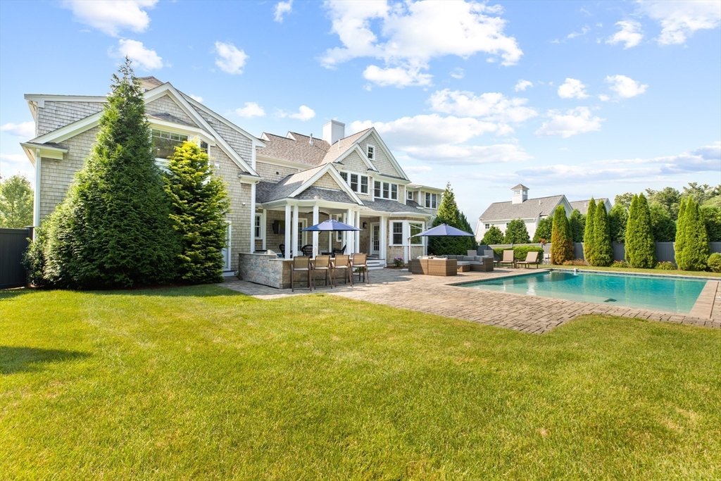 5 Summit Dr