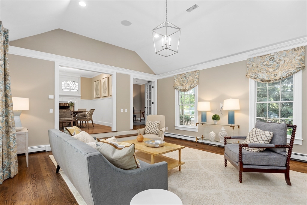 9 Olmsted Dr