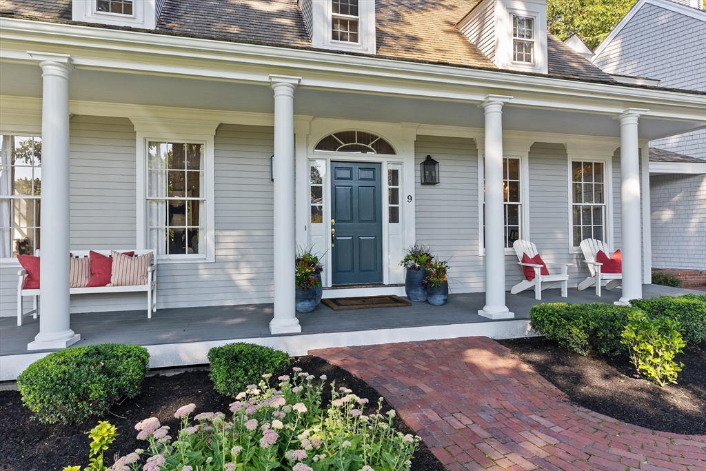9 Olmsted Dr