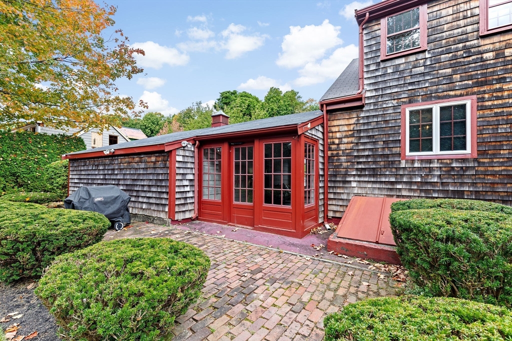 42 Bradley Park Dr