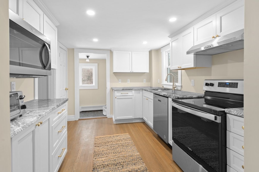 20 Pleasant St