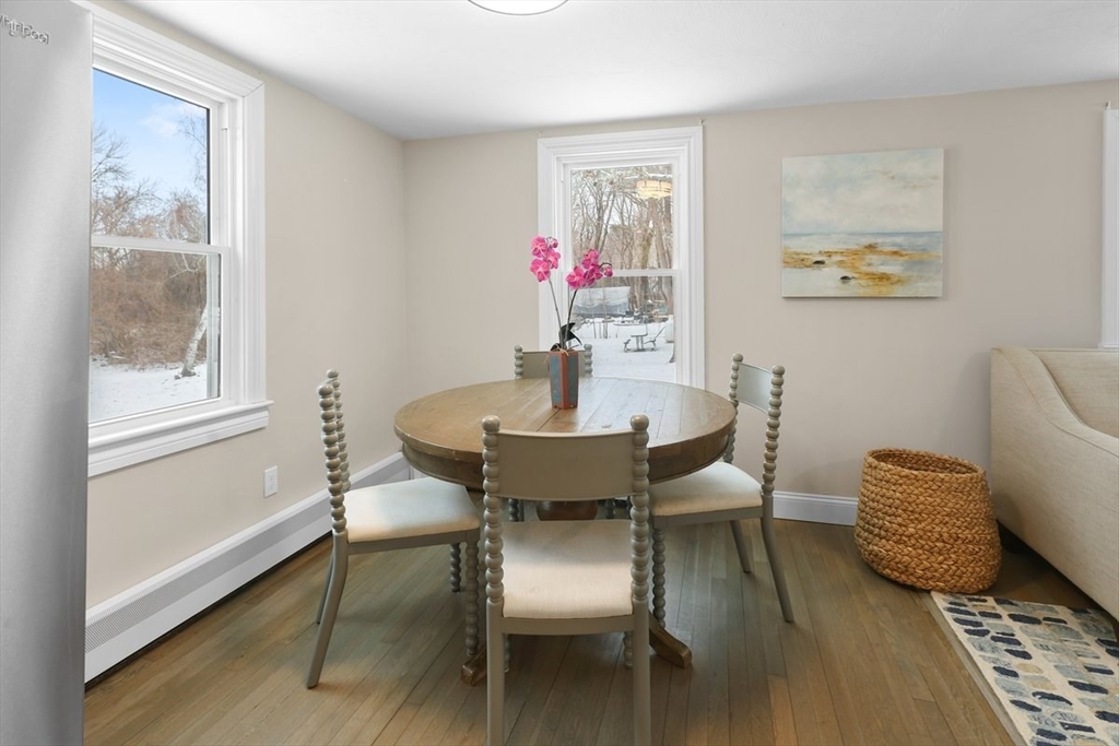 20 Pleasant St