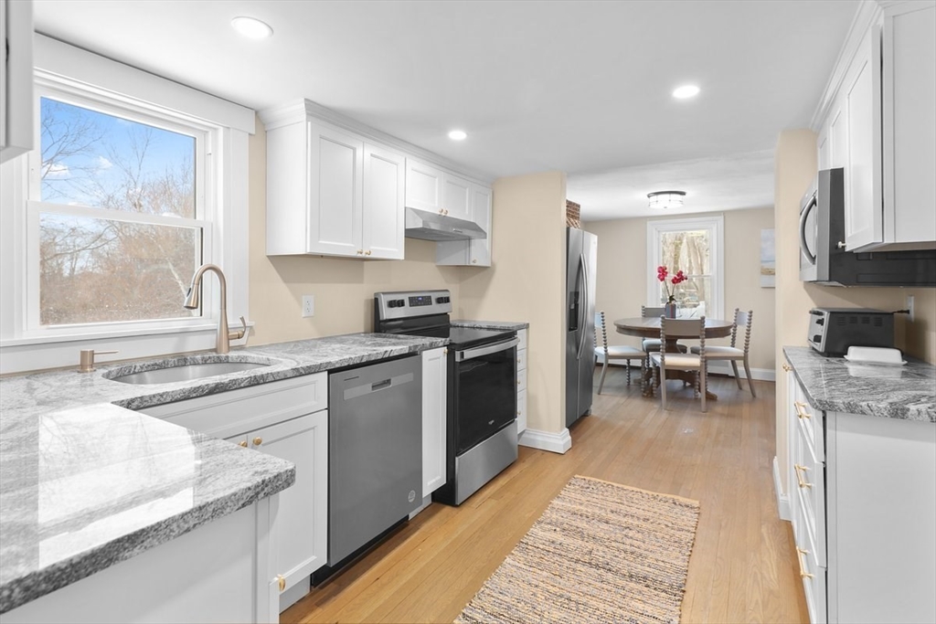 20 Pleasant St