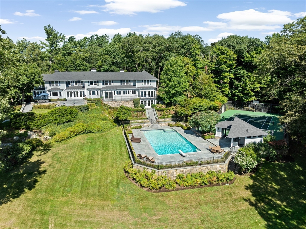30 Black Horse Ln