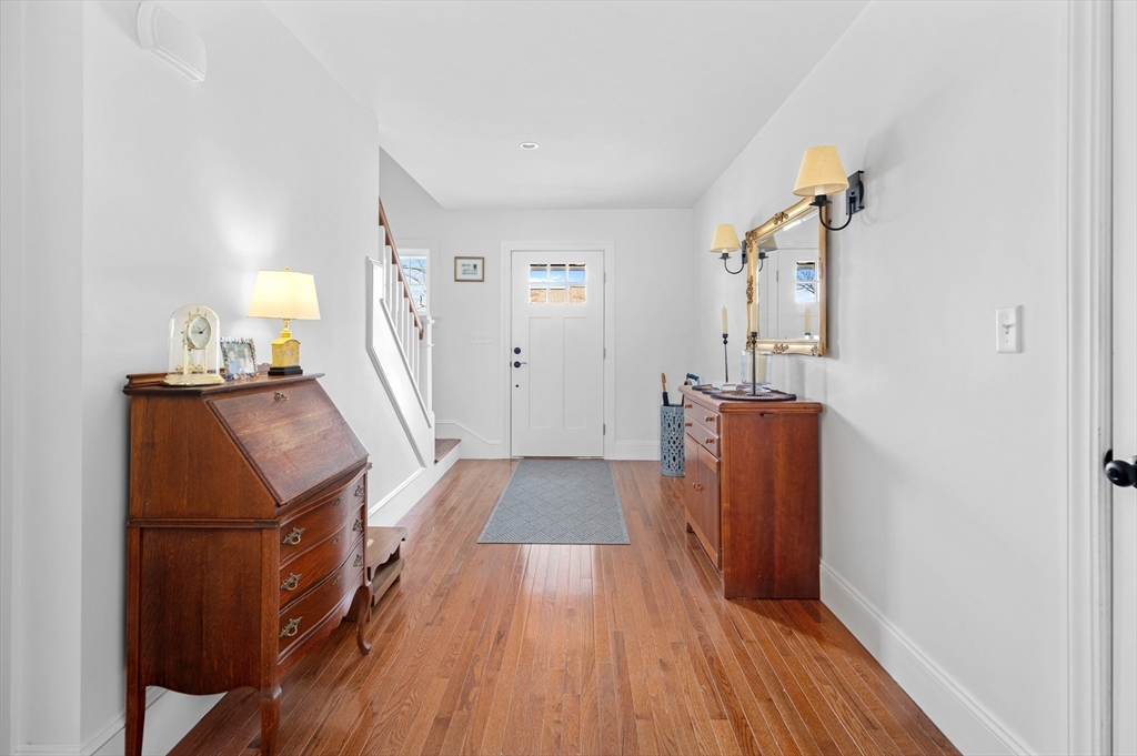 82 Pine St