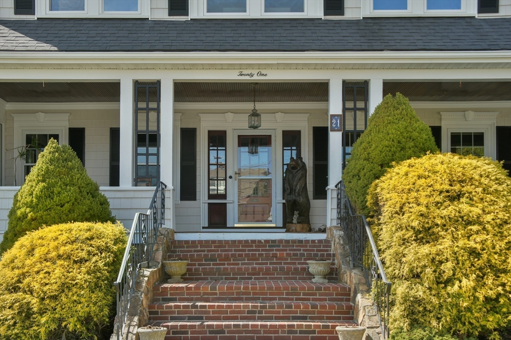 21 Beacon Rd