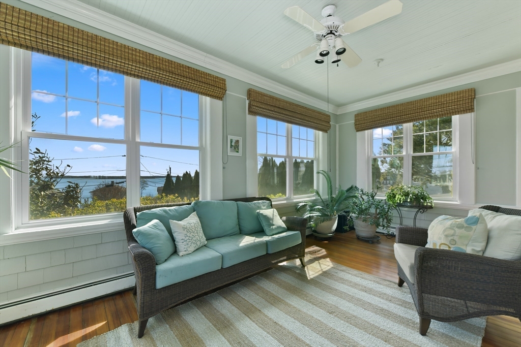 21 Beacon Rd