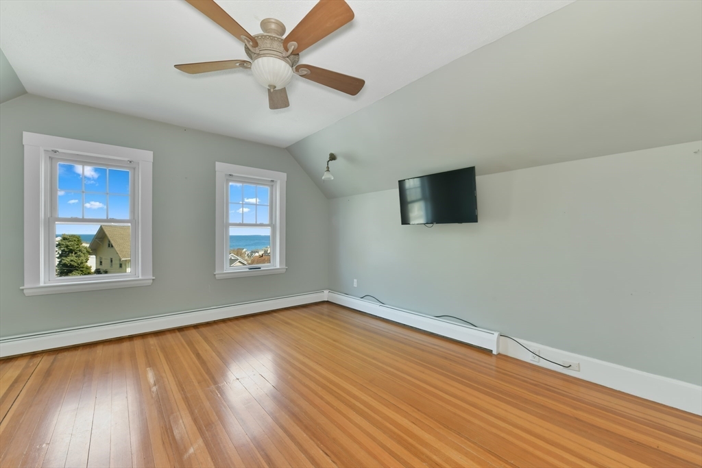 21 Beacon Rd
