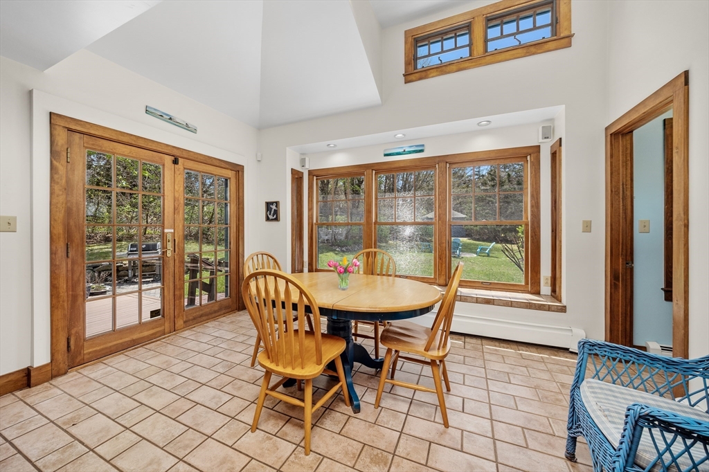 43 Salt Marsh Ln