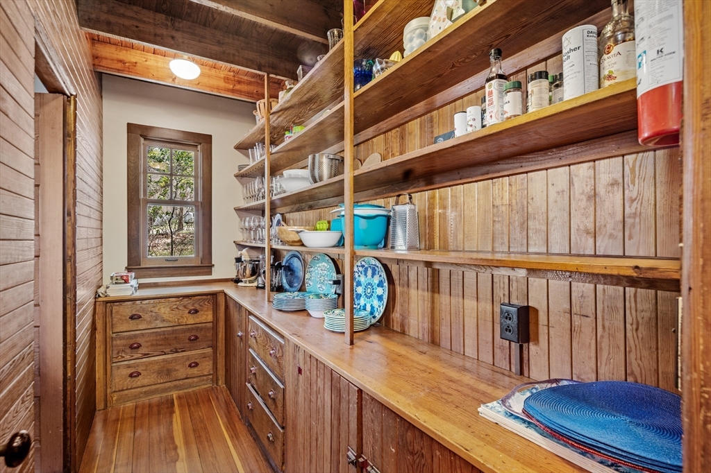 43 Salt Marsh Ln