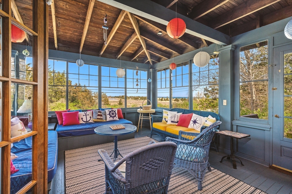 43 Salt Marsh Ln