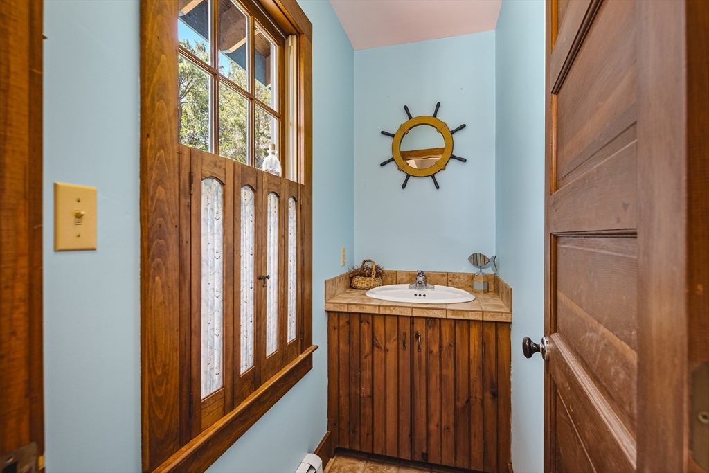43 Salt Marsh Ln