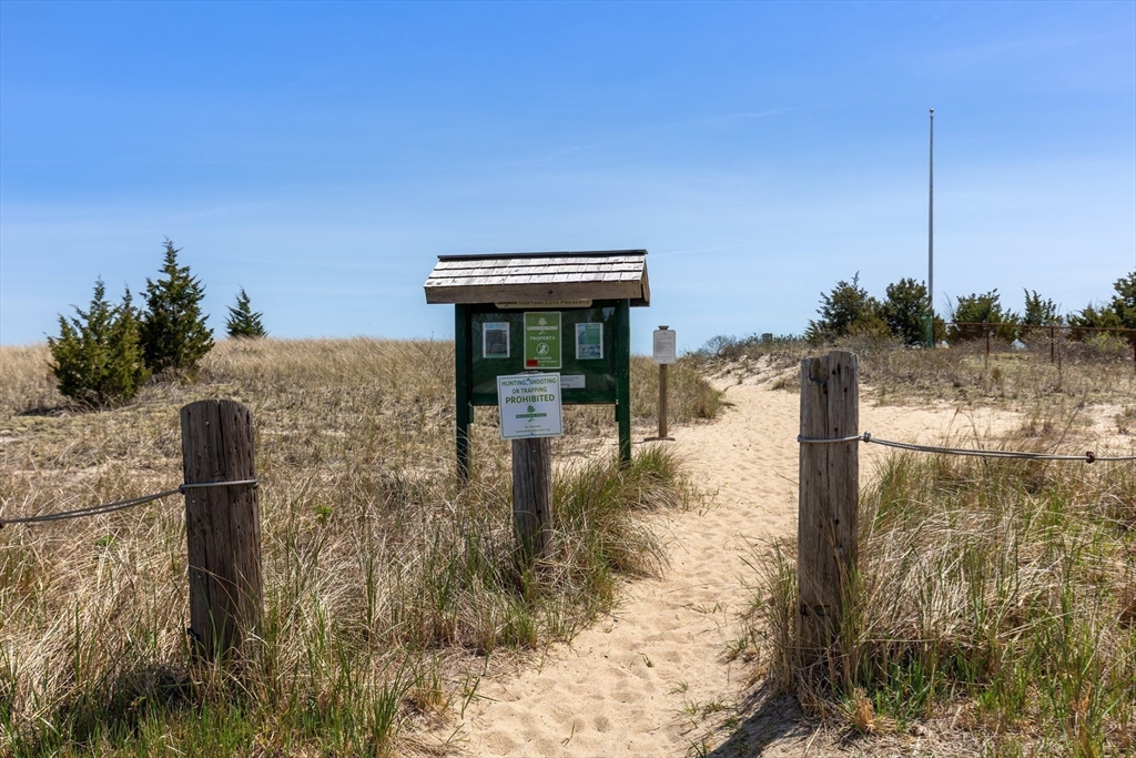 43 Salt Marsh Ln