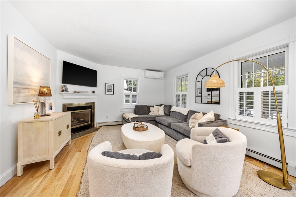 21 Hersey St