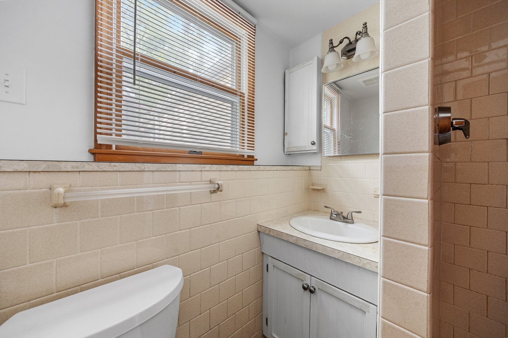 55 Fisher Rd