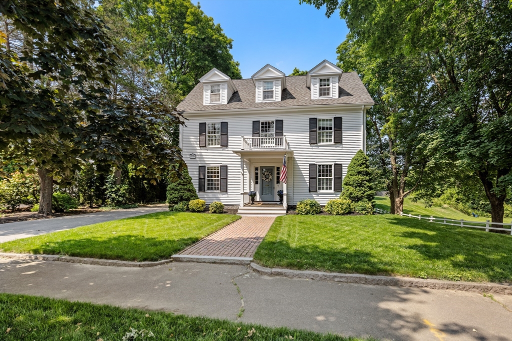 6 Leavitt St